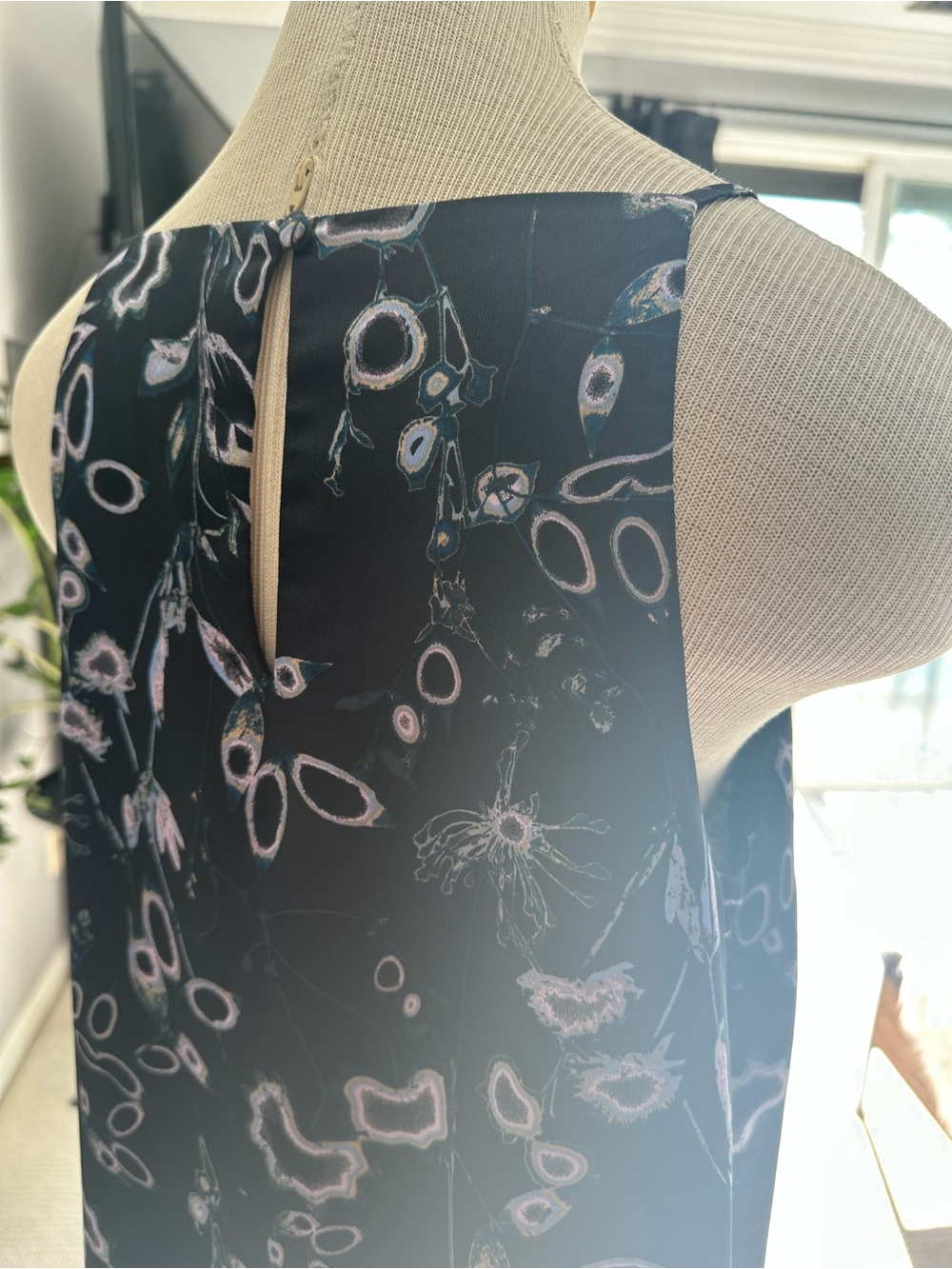 Nordstrom top with lavender print on black size medium - Picture 10 of 15